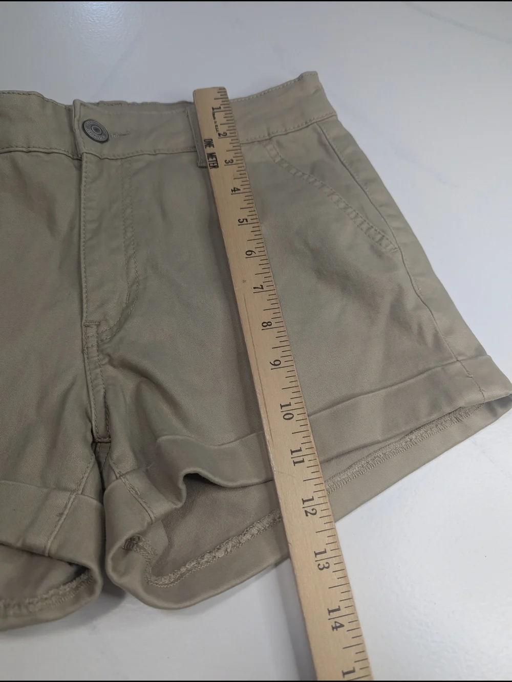 Aeropostale Aero High Rise Midi Shorts Khaki Tan Chino Cuffed Size 4